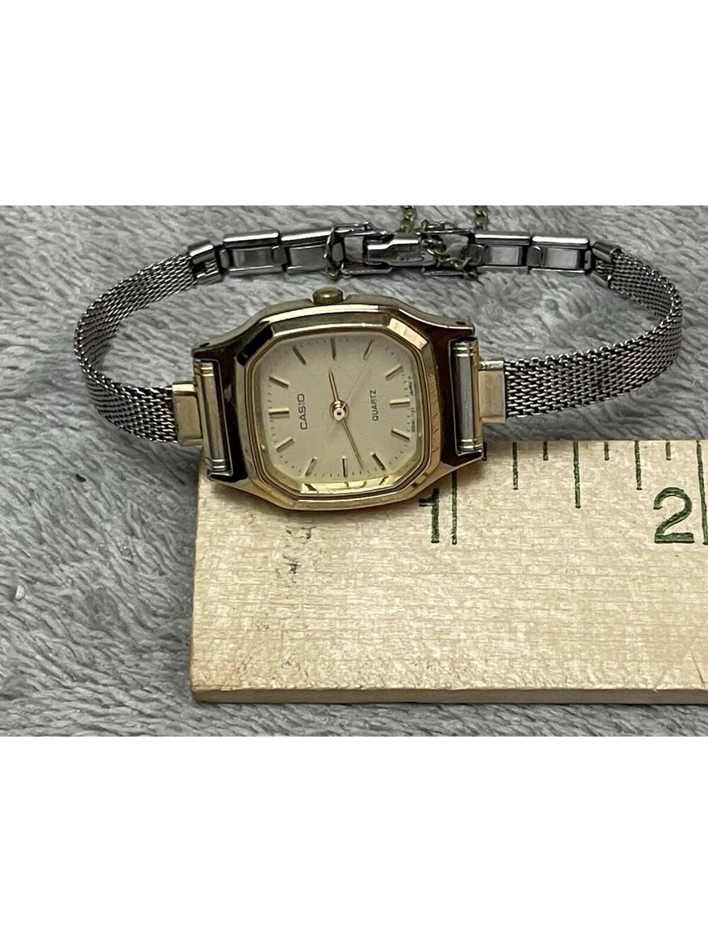 Casio Watch Women 22mm Gold Dial Gold Tone Octagon LQ-312G (Parts/repair ) - Picture 5 of 8